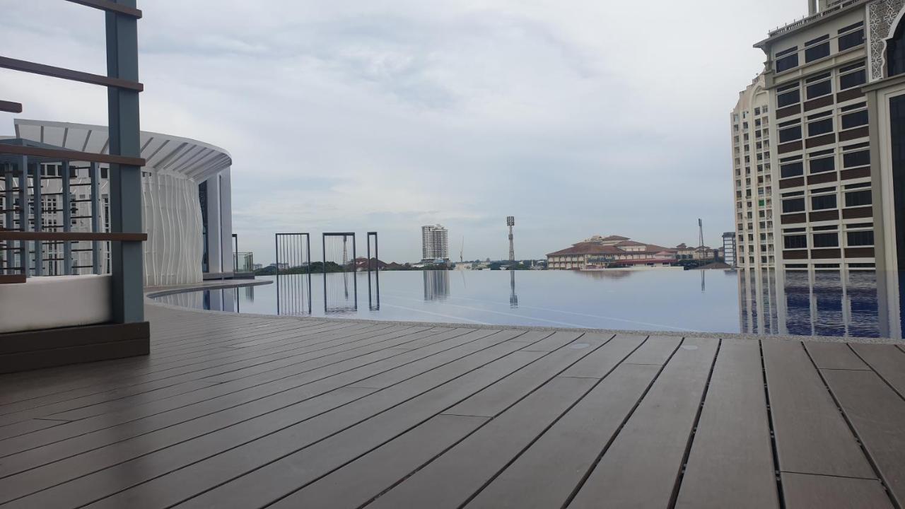 Prestige Troika Luxury Stay Kota Bharu Dış mekan fotoğraf