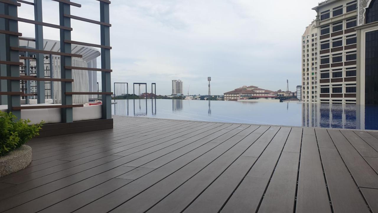 Prestige Troika Luxury Stay Kota Bharu Dış mekan fotoğraf