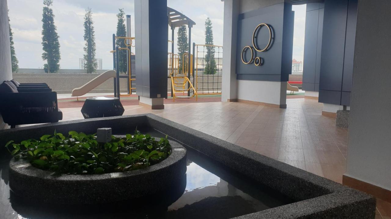 Prestige Troika Luxury Stay Kota Bharu Dış mekan fotoğraf